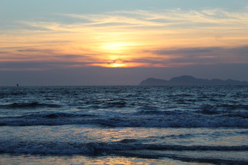 Obraz premium Sunset in Samil Beach, near Vigo city in Spain