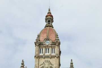 Fototapeta na wymiar clock tower of Coruna