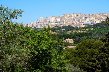 Fototapeta na wymiar View to Agrigento from the valley of temples 