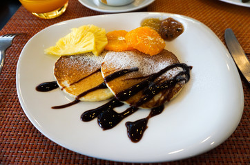 朝食のパンケーキ