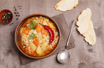 Thick vegetable soup with pasta