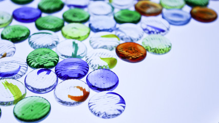 おはじきを使ったカラフルな背景素材