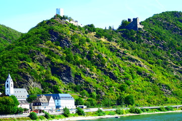 Kamp-Bornholfen im Mittelrheintal, aufgenommen von Bad Salzig