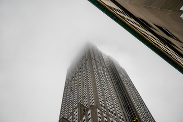 Naklejka premium Cloudy City