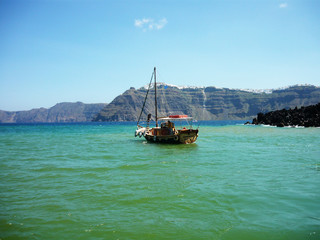 Obraz premium A boat in the sea
