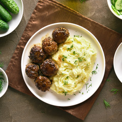 Minced meat cutlets with mashed potatoes