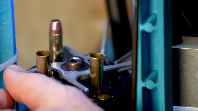 Making 38 special hand gun bullets