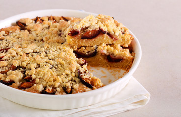 Plum cake with crumble topping