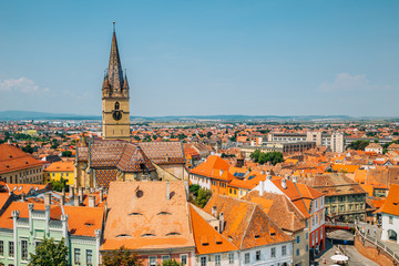 Obraz premium Lutheran cathedral of saint mary and old town from Council Tower in Sibiu, Romania