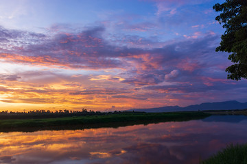 Fototapeta na wymiar Scenic View Of Dramatic Sky During Sunset