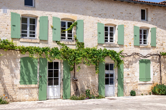 Maison dans le Marais Poitevin. Poitou-Charentes. Deux S&egrave;vres	
