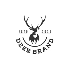 Foto op Plexiglas deer head hunting logo, vector illustration of deer animal in silhouette style © EndR_ID