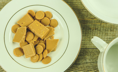 Gold Chocolate made from Caramelised Suagr and Milk