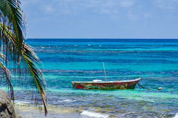 Fototapeta na wymiar Dingy boat on Caribbean in Nicaragua