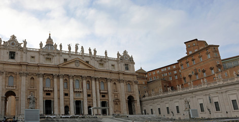 Fototapeta na wymiar Wide view of Saint Peter Square in Vatican City