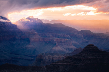 Naklejka premium Wschód słońca w Wielkim Kanionie