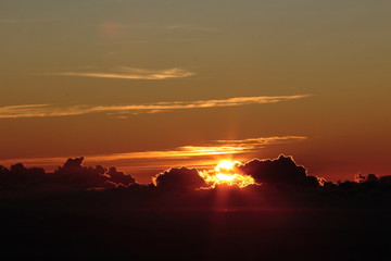 Mt. Fuji turns red in the morning sun