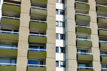 Obraz premium Büsum Hochhaus mit Balkonen
