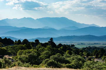 Obraz premium landscape with mountains and clouds