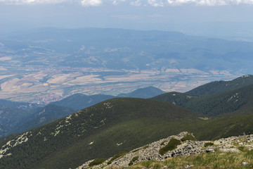 Fototapeta na wymiar Landscape near Belmeken Peak, Rila mountain, Bulgaria