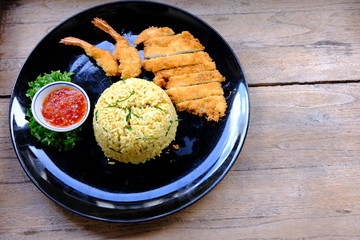 Fried rice with egg and chicken