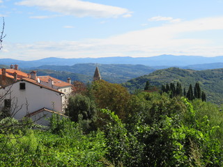 Fototapeta na wymiar view of the village in croatia
