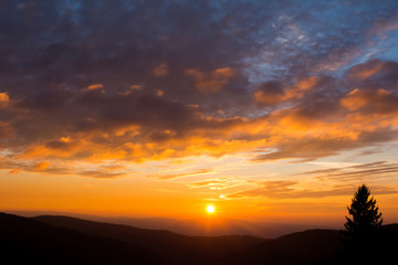 Fototapeta premium Sunset in the mountains, very intense colors