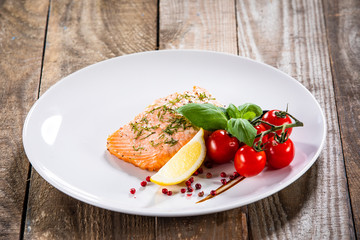 Roast salmon and vegetables