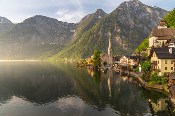 Fototapeta premium Hallstatt village on Hallstatter lake
