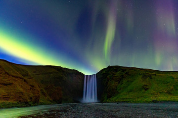 Northern Lights In Iceland - obrazy, fototapety, plakaty