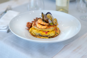 food, italian, cuisine, dinner, lunch, delicious, meal, menu, pasta, eat, mediterranean, vegetable, tomato, cheese, snack, gourmet, fresh, tasty, leaf, kitchen, spaghetti, wooden, traditional, nutriti