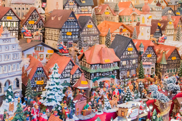 Obraz premium Miniaturhäuser Miniaturstadt Weihnachtsmarkt 