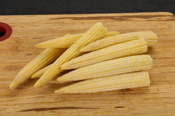 Raw baby corn