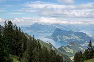 Obraz premium Panorama view of Lucerne lake and mountains scene in Pilatus of Lucerne