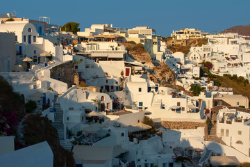 Białe domy w Oia, Santorini (Thira), Greece - obrazy, fototapety, plakaty