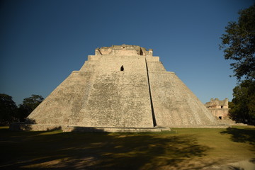 Fototapeta na wymiar Uxmal, Yucatan 