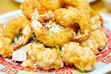 Crispy shrimp or batter-fried prawns.