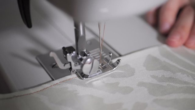 N&auml;hmaschine closeup 3