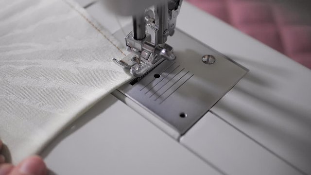 N&auml;hmaschine closeup 4