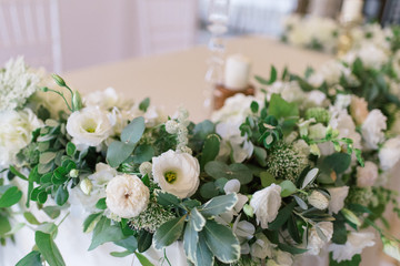 Fragment wedding presidium in restaurant