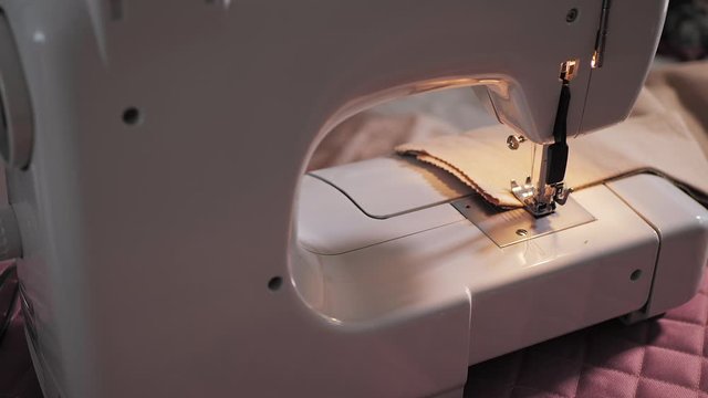 N&auml;hmaschine closeup 8