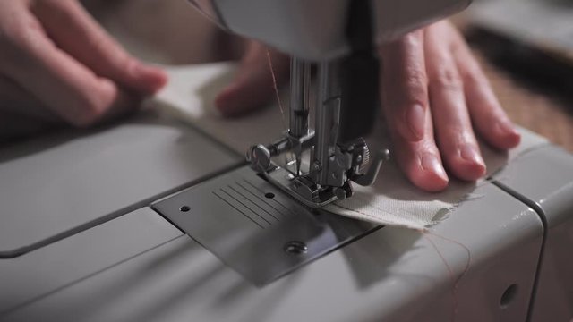 N&auml;hmaschine closeup 9