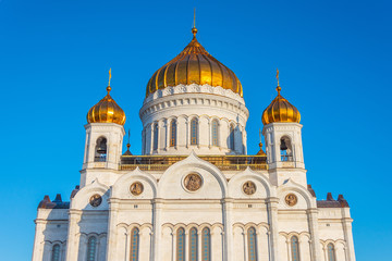 Fototapeta na wymiar Cathedral of Christ the Savior in Moscow early morning.