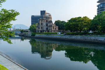 Fototapeta na wymiar [広島県]広島平和記念公園・原爆ドーム