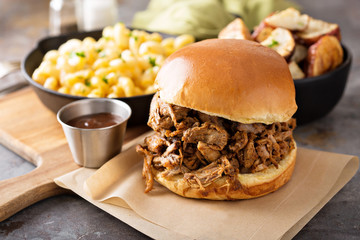 Pulled pork sandwich