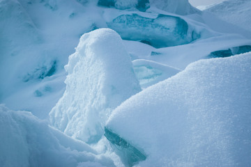 Fototapeta na wymiar blue ice
