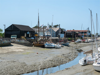 port de Noirmoutiers en l'île à marée basse