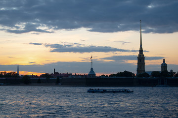 Obraz premium peter and paul fortress at sunset