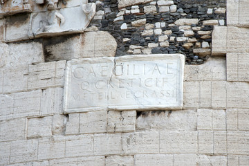 Image of the mausoleum of Cecilia Metella, Rome