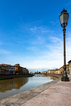 lungarno pisa 